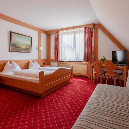 Gasthof & Hotel Goldene Krone Iphofen Ngoại thất bức ảnh