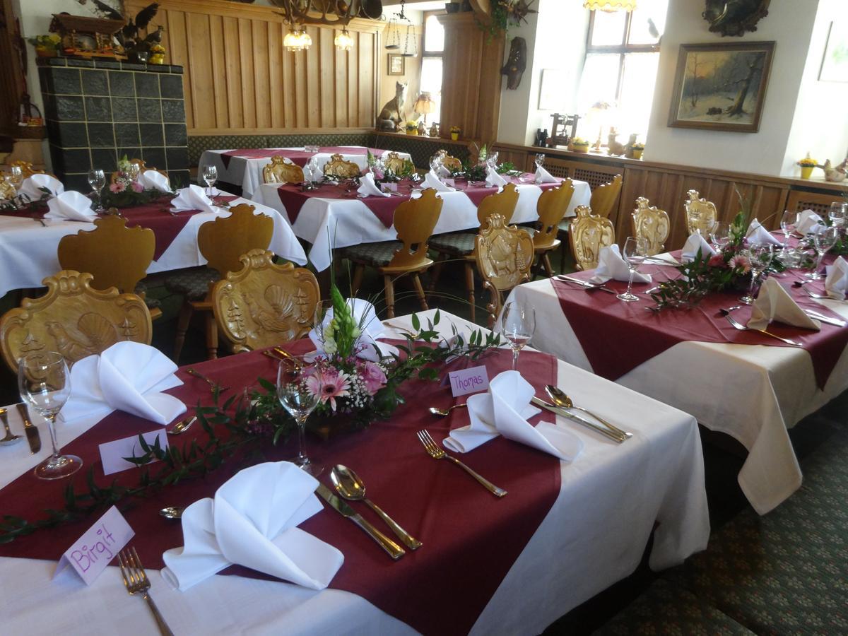 Gasthof & Hotel Goldene Krone Iphofen Ngoại thất bức ảnh